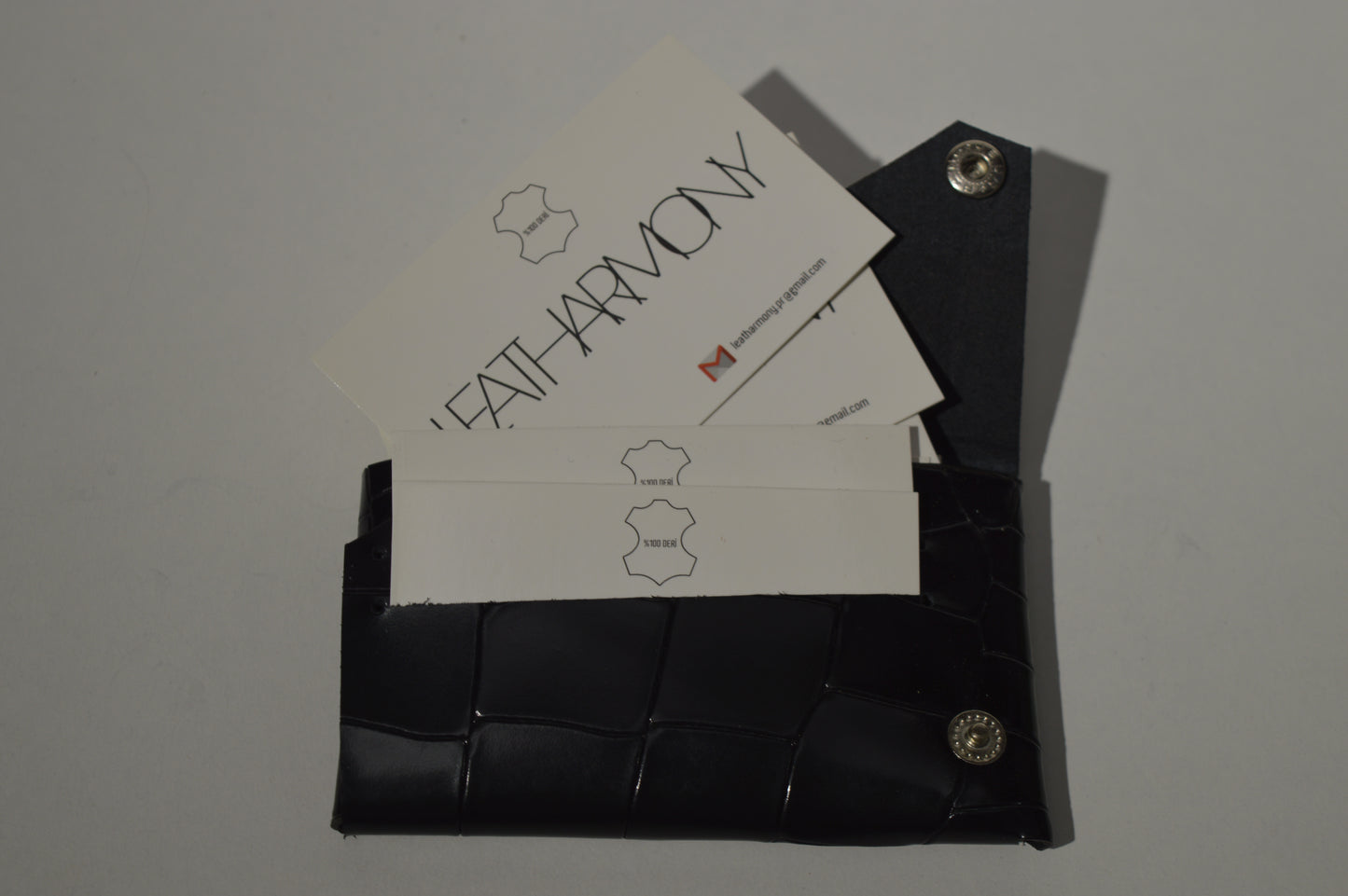 Facet Patent Card Holder