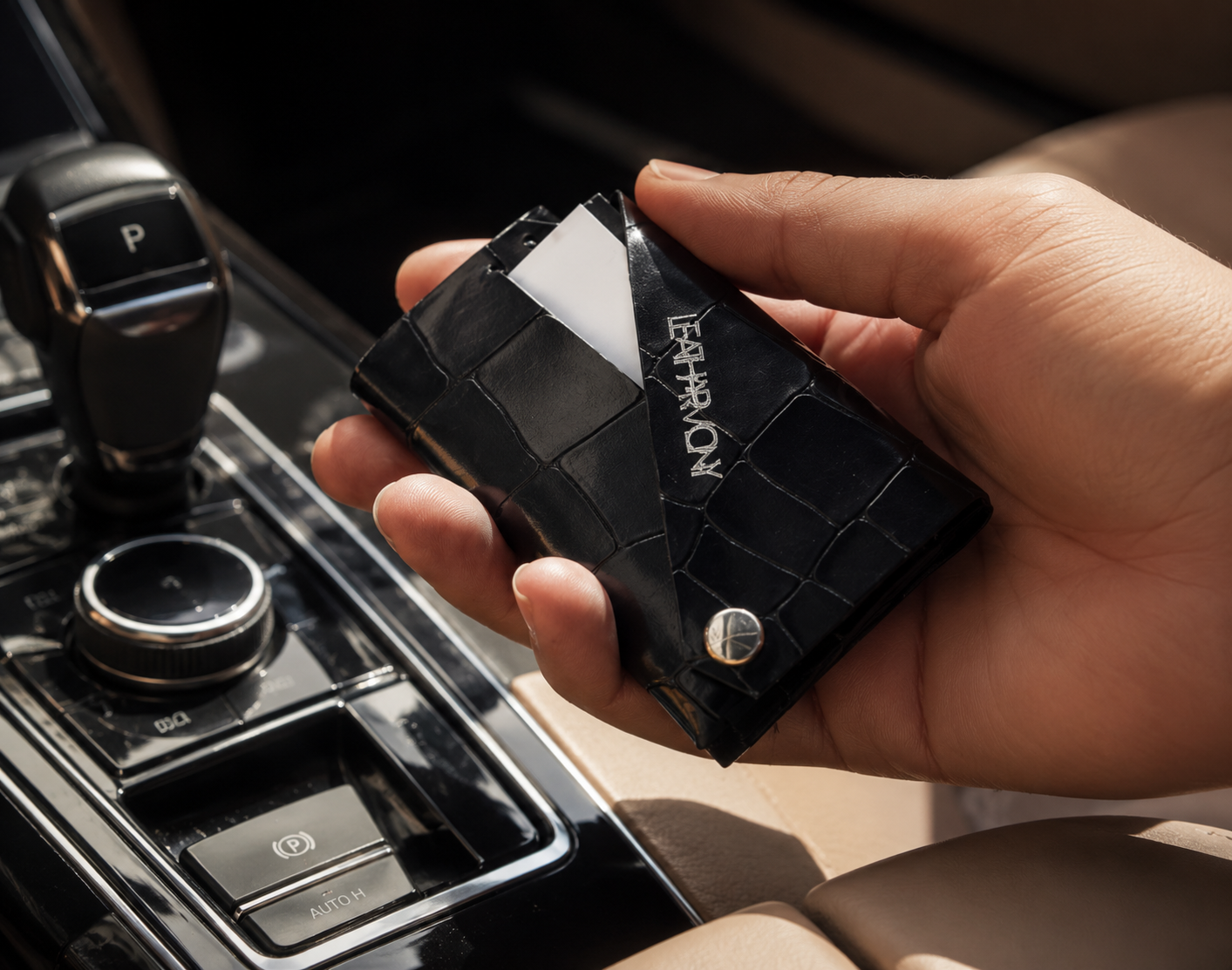 Facet Patent Card Holder